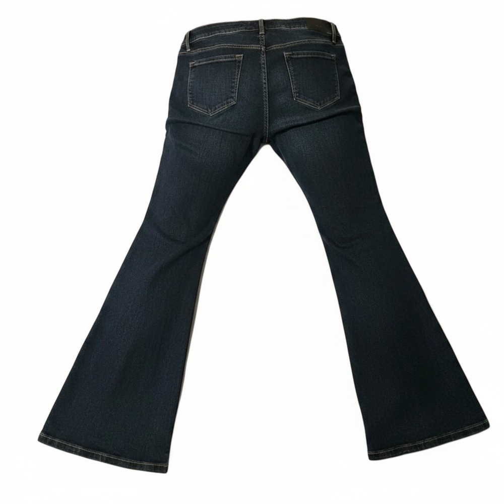 Torrid Jeans Women 18 R Boot Cut Slim Mid Rise BLUE Med Wash Stretch Luxe 40x32